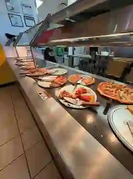 Peter Piper Pizza calories: uncover the truth behind every slice with pepperoni, cheese, and veggie pizza.